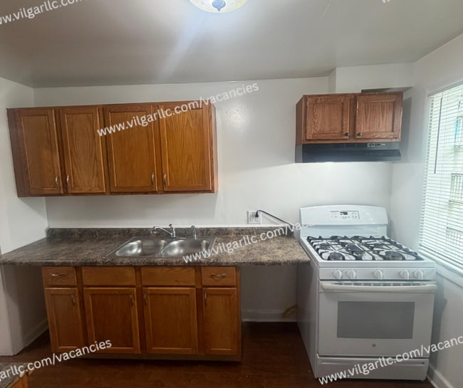 423 Lilac St in East Chicago, IN - Building Photo - Building Photo