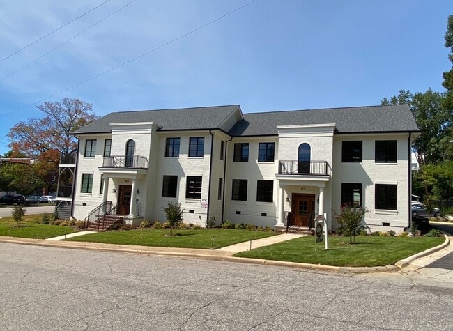 605 Smedes Pl in Raleigh, NC - Building Photo - Building Photo