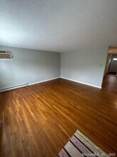 98 Harbor Dr in Stamford, CT - Building Photo - Building Photo