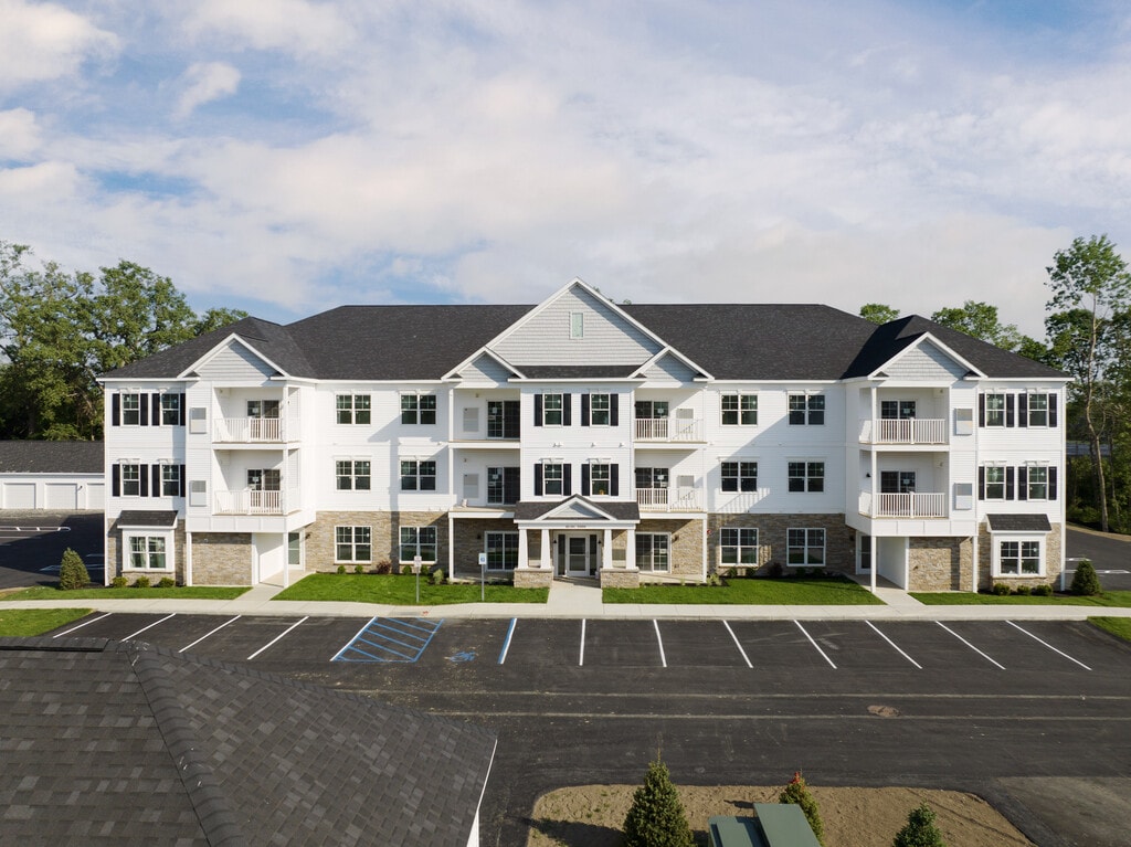 The Residences at Fox Meadow Glenville, NY Apartments
