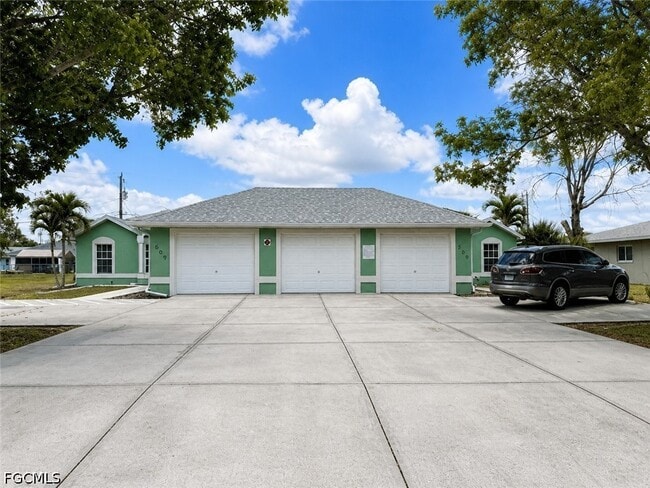 property at 509 NE 24th Pl