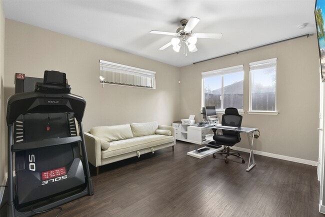 property at 241 N Lenox St