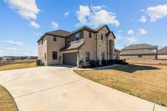 6017 Mango Dr in Sanger, TX - Building Photo - Building Photo