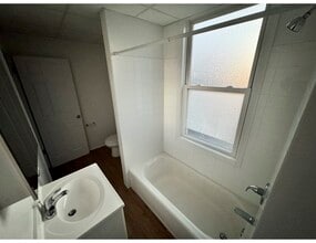 499 Delaware Ave, Unit 3 in Roebling, NJ - Building Photo - Building Photo