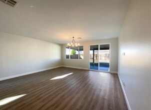 26625 Emperor Rd in Romoland, CA - Building Photo - Building Photo