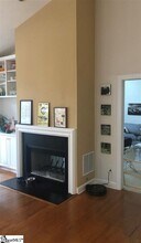 201 Ascot Ridge Ln in Greer, SC - Foto de edificio - Building Photo