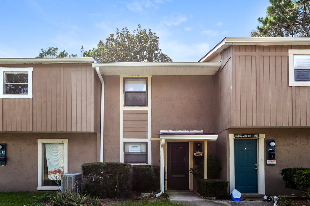 1850 Willowood Dr in Jacksonville, FL - Building Photo