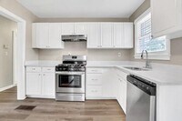 1390 Richard Rd photo'