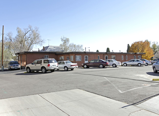 221 W 14th St in Pueblo, CO - Foto de edificio - Building Photo