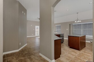 9606 Arched Oak Dr in Houston, TX - Building Photo - Building Photo