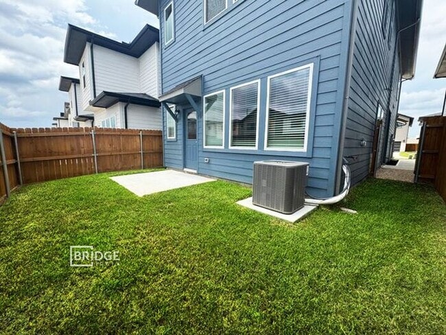 33162 Oak Hts Pl in Magnolia, TX - Building Photo - Building Photo