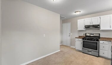 11588 Galba Dr in Florissant, MO - Foto de edificio - Building Photo