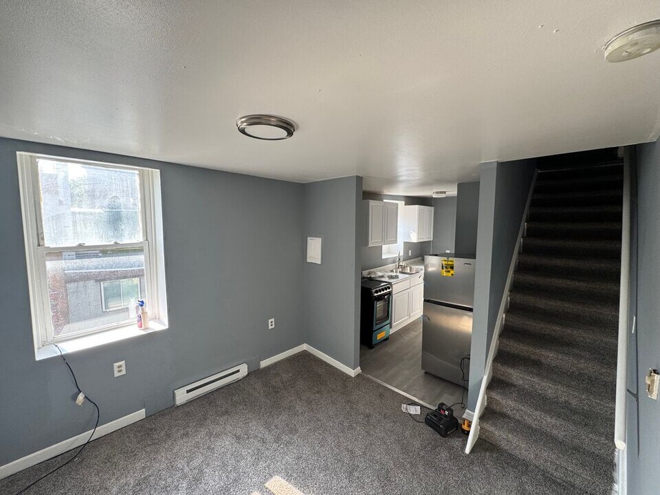 663 2nd Ave in Troy, NY - Building Photo