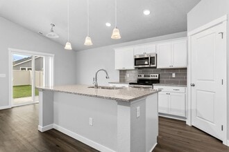 677 E Taper St in Kuna, ID - Building Photo - Building Photo