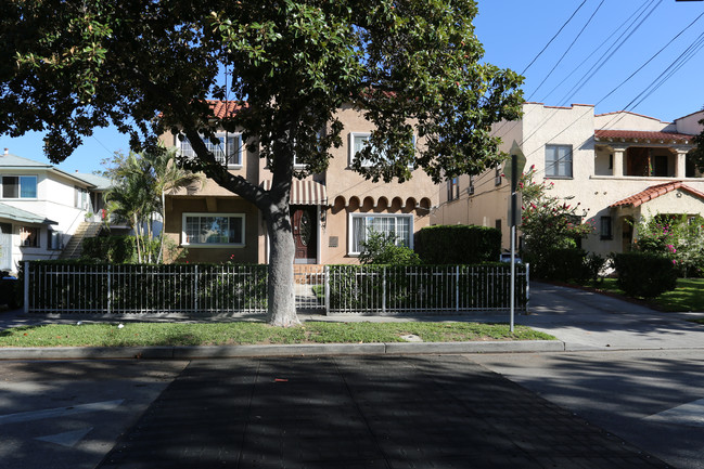 605 E Garfield Ave in Glendale, CA - Building Photo - Building Photo