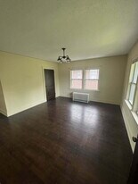 1137 44th St in Des Moines, IA - Building Photo