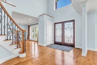 245-72 63rd Ave in Queens, NY - Building Photo - Building Photo