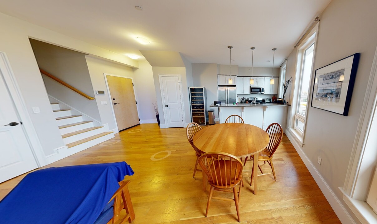 174 Hampshire St, Unit 4T in Cambridge, MA - Foto de edificio