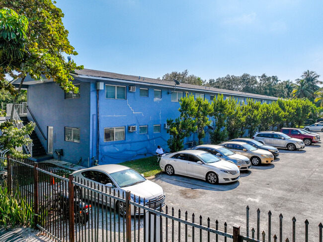 751 NE 83rd Ter in Miami, FL - Building Photo - Building Photo