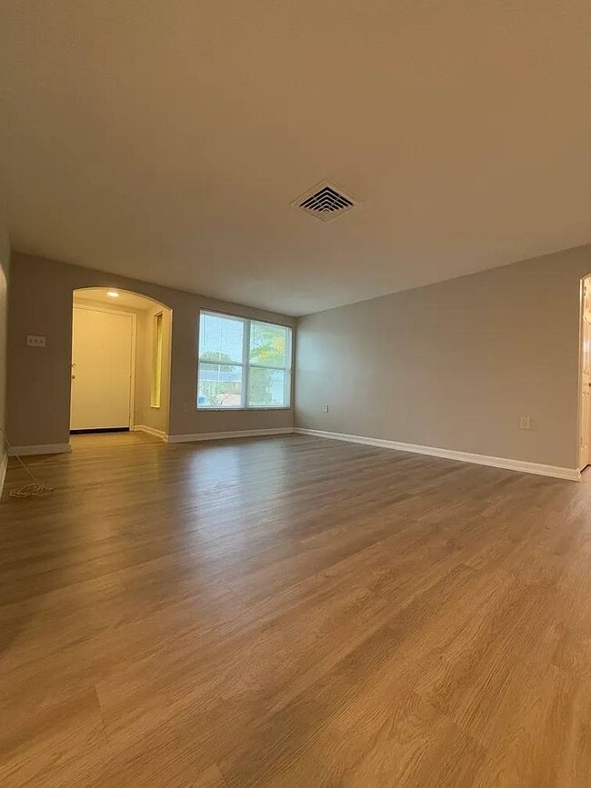 9130 Haverford Ln in Port Richey, FL - Building Photo - Building Photo