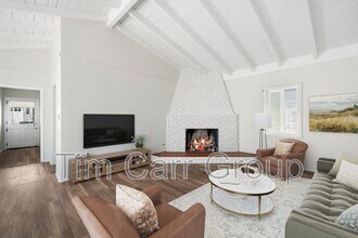 210 Via Ithaca in Newport Beach, CA - Building Photo - Building Photo