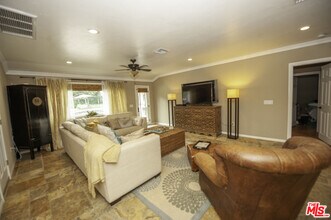 24748 Long Valley Rd in Hidden Hills, CA - Building Photo - Building Photo