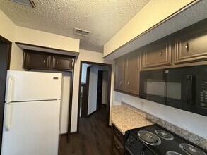 2114 92nd St in Lubbock, TX - Building Photo - Building Photo