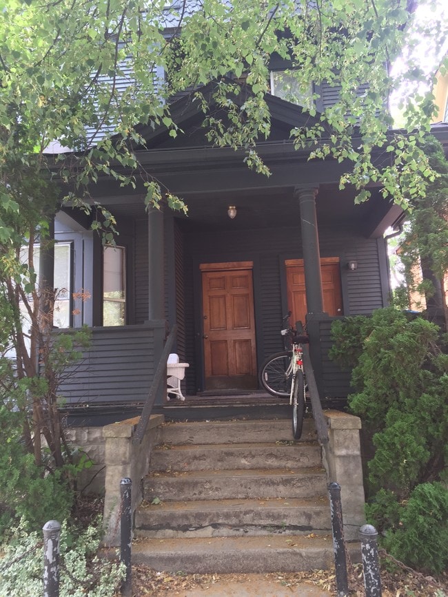 215 N Division St in Ann Arbor, MI - Building Photo - Building Photo