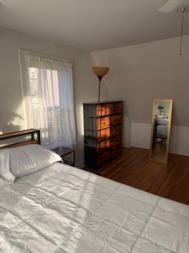 property at 104R Homes Ave