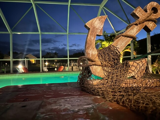 property at 1001 Mineo Dr