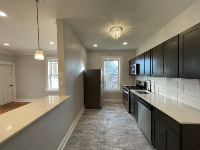 610 Salem Ave in Elizabeth, NJ - Building Photo - Building Photo