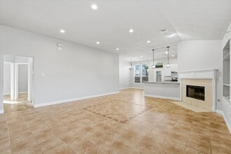 4515 Chetco Ln in Baytown, TX - Building Photo - Building Photo