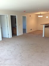 4220 S 164th St in Seattle, WA - Building Photo - Building Photo