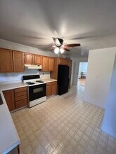 125 Hudson Ave, Unit #2 in Troy, NY - Foto de edificio - Building Photo