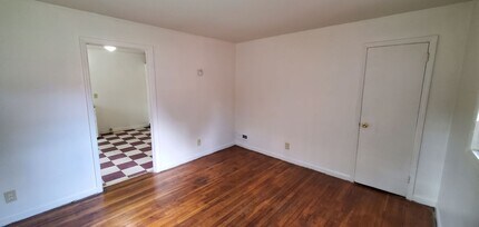 701 Pine St in Greensboro, NC - Building Photo - Building Photo