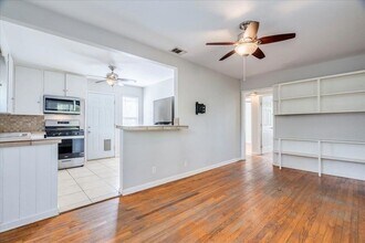 4603 Jinx Ave in Austin, TX - Foto de edificio - Building Photo