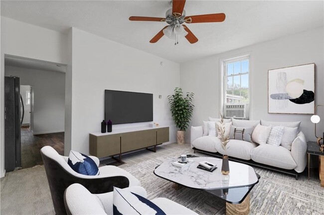 2935 Devlin St in Pittsburgh, PA - Building Photo - Building Photo