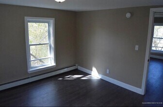 9 Harlow St in Brewer, ME - Building Photo - Building Photo