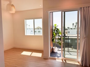 4800-4802 S Slauson Ave, Unit 4802 in Culver City, CA - Building Photo - Building Photo