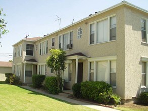 4660 4662 Banner Dr Apartments Long Beach Ca Apartments For Rent