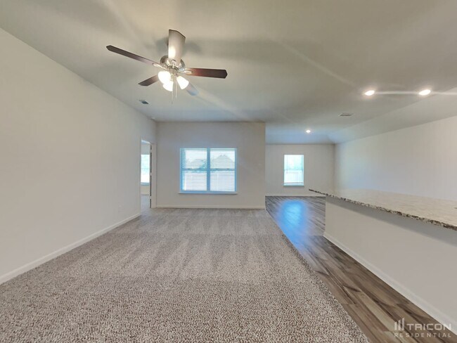 1912 Belmont Dr in Seagoville, TX - Building Photo - Building Photo