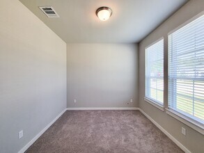 2905 Terrace Grove Dr in Conroe, TX - Building Photo - Building Photo