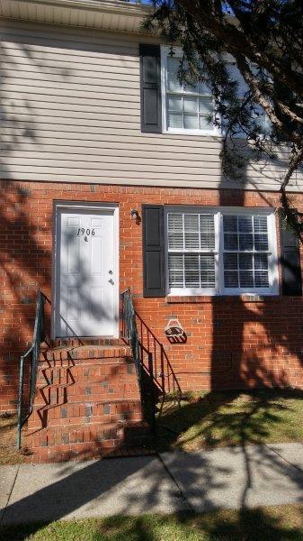 property at 1906 Lyle Dr