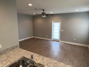 171 Iron Horse Dr E in Crestview, FL - Building Photo - Building Photo