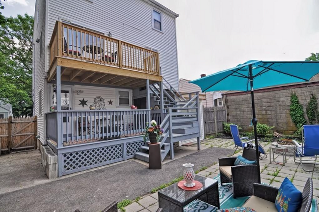 48 Coolidge St-Unit -Unit 1 in Everett, MA - Building Photo - Building Photo