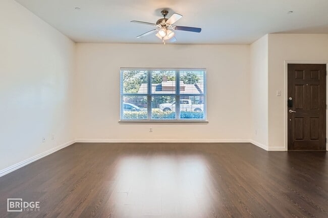 1412 Lakecrest Ln in Lewisville, TX - Building Photo - Building Photo