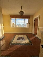 2329 Curlew St in San Diego, CA - Building Photo - Building Photo