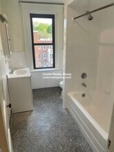 1855 Beacon St, Unit 3 in Brookline, MA - Building Photo - Building Photo