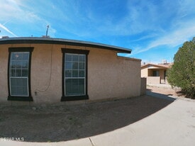 1905 Karen Sue Pl in El Paso, TX - Building Photo
