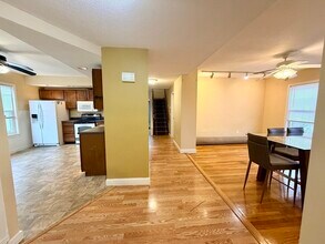 59 Whitney Ave in Lowell, MA - Building Photo - Building Photo